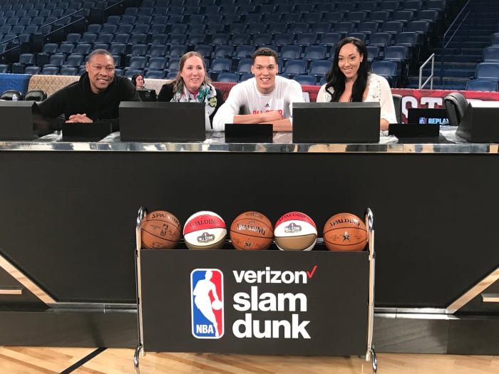 aaron-gordon-family-dunk-contest.jpg